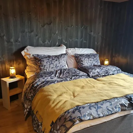 Rorbu Ved Sjoen Prázdninový dům *