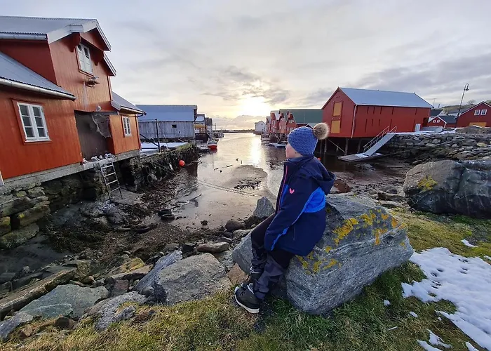 Rorbu Ved Sjoen *