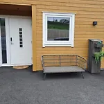 Rorbu Ved Sjoen