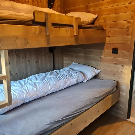 Rorbu Ved Sjoen Casa de Férias Bud